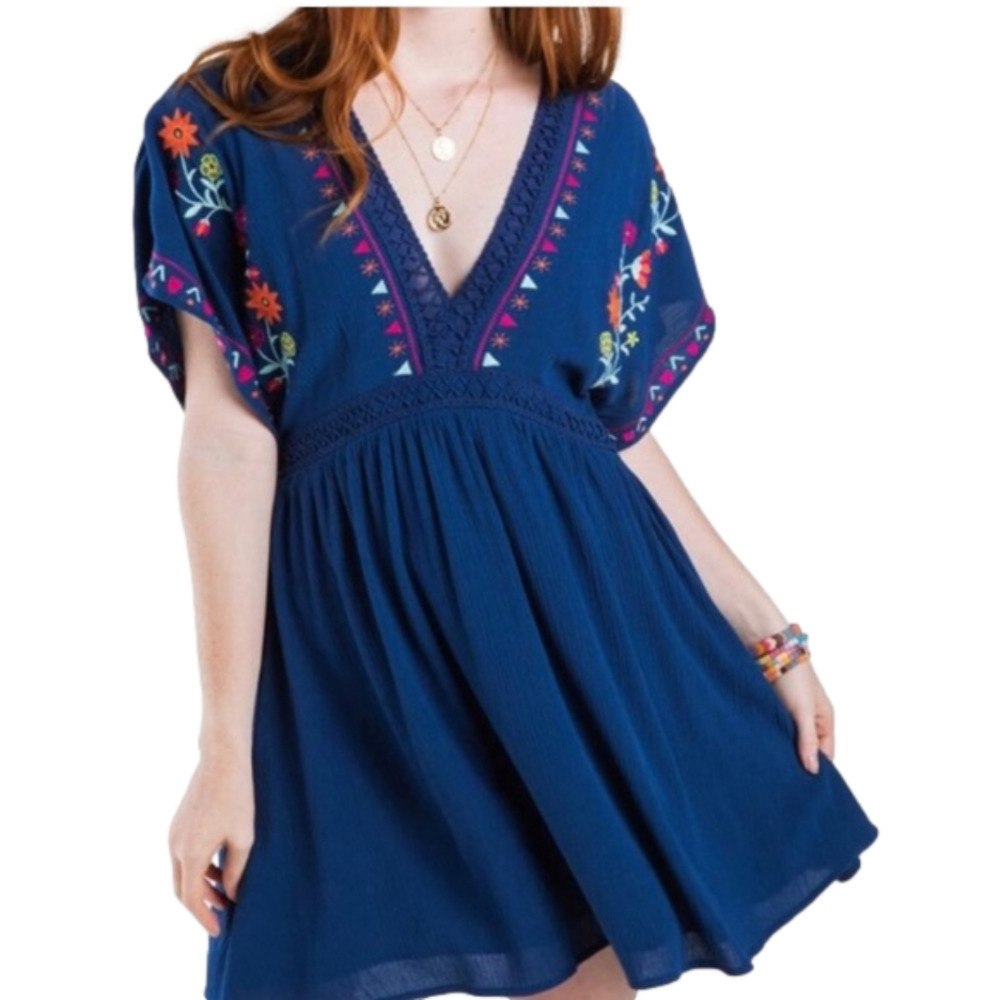 Blue Rain Embroidered Kimono V-Neck Dress size small S